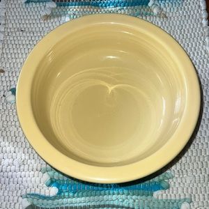 Fiestaware 8” Fiesta Yellow (intro 1987) Round vegetable Serving Bowl
